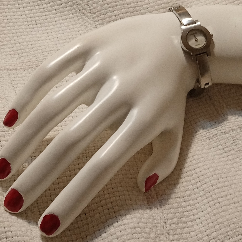Cartier Quartz Watch - Picture 5 of 9